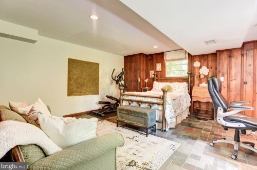 200 Franklin Ave, Silver Spring MD 20901-3444 exterior