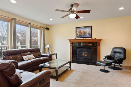 2915 Eagle Valley Dr, Saint Paul MN  55129-4266 exterior