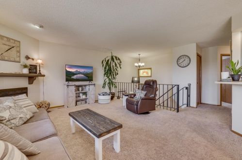 948 18th Ave, South Saint Paul, MN 55075-1433