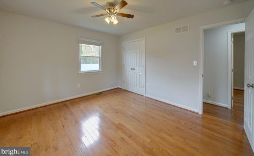 9470 Vollmerhausen Dr, Columbia MD  21046-2004 exterior