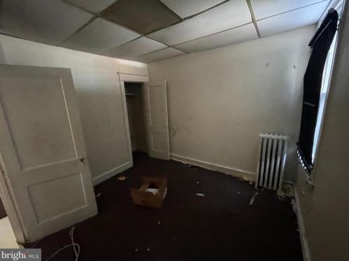 1607 Chelten Ave, Philadelphia PA 19126-3523 exterior