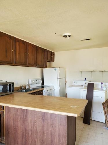 2321 Thatcher Ave, Pueblo, CO 81004-1325