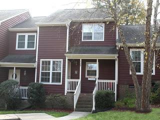 130 Long Shadow Pl, Durham, NC 27713-9331
