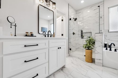 328 Marble Creek Dr, Fort Worth TX  76131 exterior