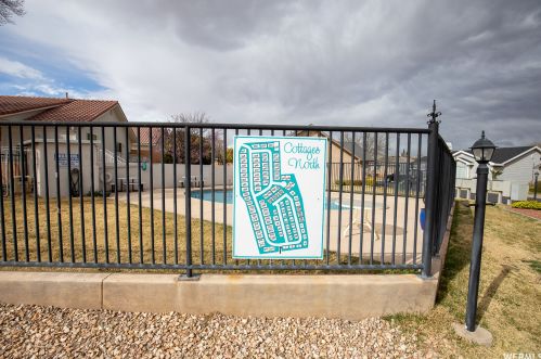 2050 Canyon View Dr, Saint George UT  84770-5801 exterior