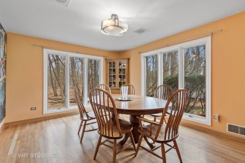 3155 Deerfield Rd, Bannockburn IL  60015-3768 exterior