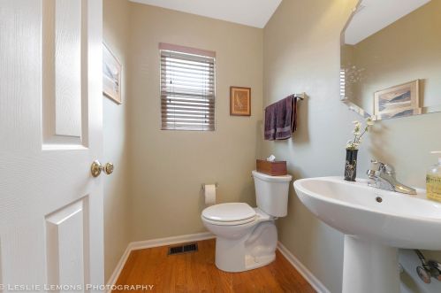 128 Reston Ct, Sycamore IL  60178-3000 exterior