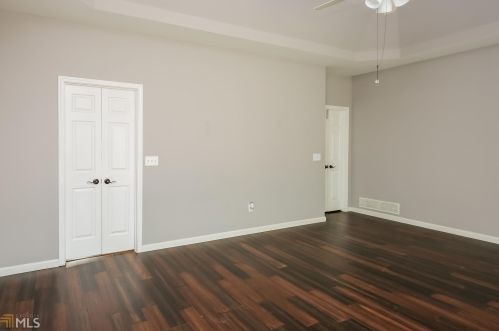 4645 Waterford Dr, Suwanee GA  30024-1459 exterior