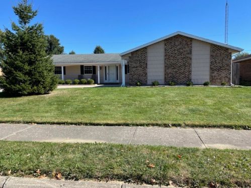 2958 Alameda Dr, Springfield, OH 45503-2003