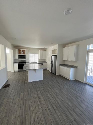 4040 Rome St, Aurora, CO 80019-3143