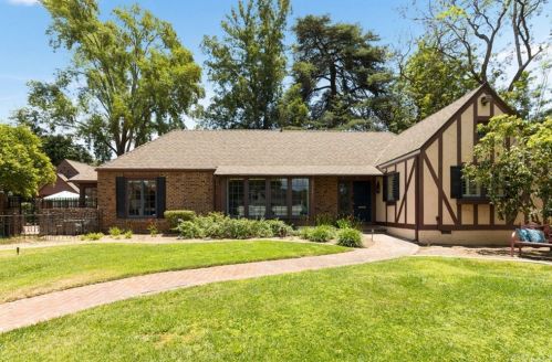 7172 El Padro St, Riverside, CA 92504-2716