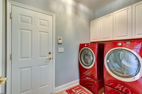 8 Matthew Ct, Dover NJ  07869-1058 exterior