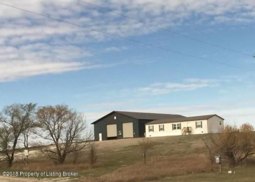 12549 Lone Butte Rd, Rhoades, ND 58634-9303