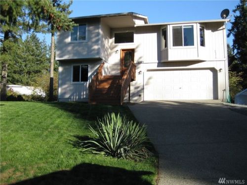 19705 67th Ave, Elk Plain, WA 98387-5616