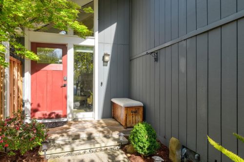 123 Pine Wood Ln, Los Gatos, CA 95032-1312