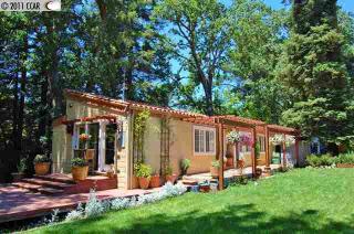1051 Thompson Rd, Lafayette, CA 94549-3132
