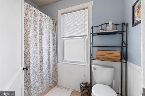 341 Ross St, Lancaster PA  17602-1943 exterior