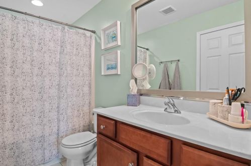 3779 Shadow Ridge Dr, High Point NC  27265-8406 exterior