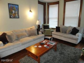 3543 Fremont St, Chicago IL  60657-1706 exterior