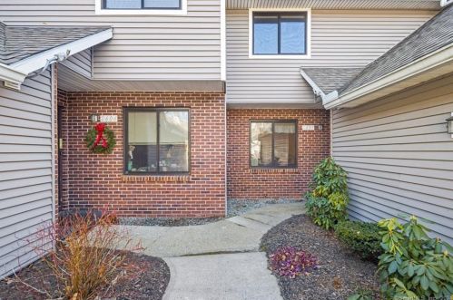 2607 Mill Pond Dr, Wapping, CT 06074-3559