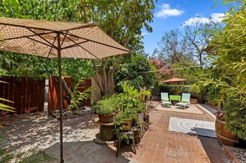 3391 Mono Dr, Riverside CA  92506-2151 exterior