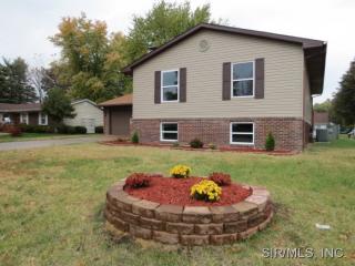 309 Fieldcrest Dr, Belleville, IL 62226-1819