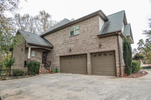 806 Low Falls Ct, Jefferson GA  30549-7943 exterior