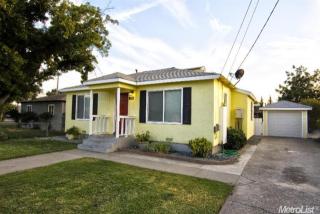 212 7th Ave, Valley Home, CA 95361-3131
