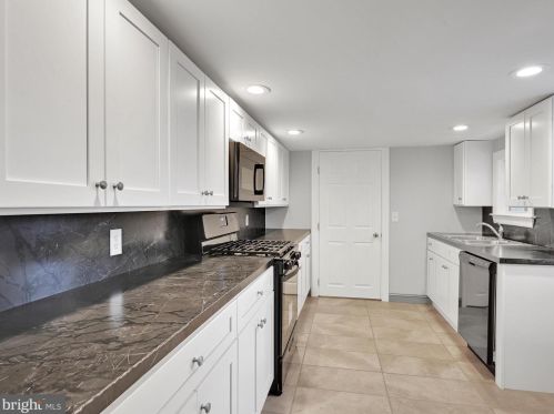 31 Mary St, Lancaster PA  17603-3330 exterior