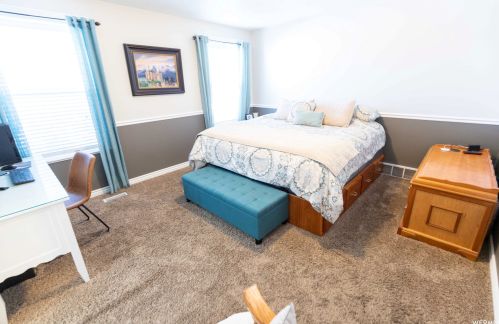 165 400, Smithfield UT 84335-1350 exterior