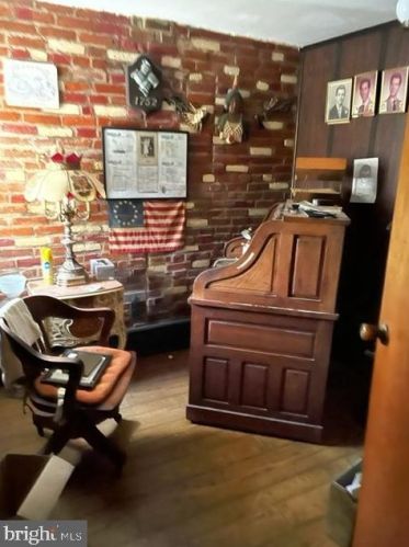 1510 Iseminger St, Philadelphia, PA 19147-6216