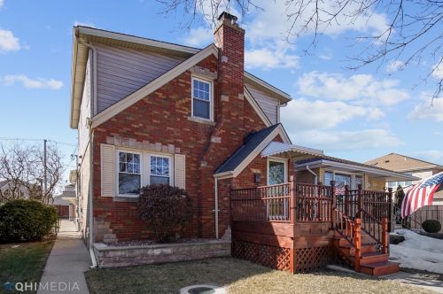 5636 New England Ave, Chicago, IL 60638-3215