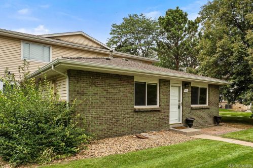 9105 Lehigh Ave, Denver CO  80237-1944 exterior