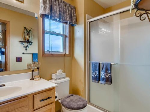 8028 Greenbriar Ln, Saint Paul MN  55125-8472 exterior