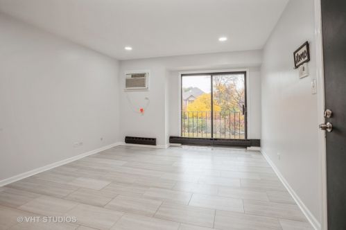 204 Dunteman Dr, Glendale Heights, IL 60139-1626