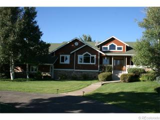 7107 49th St, Longmont, CO 80503-8846