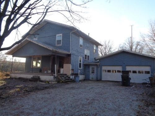 1405 Stout Dr, Urbana, IL 61802-3544