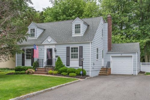 91 Kings Rd, Chatham Township, NJ 07928-2115