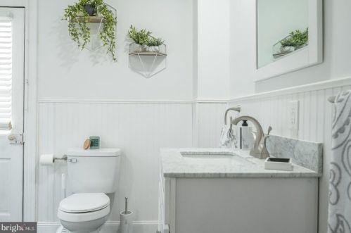 355 Ross St, Lancaster PA  17602-1941 exterior