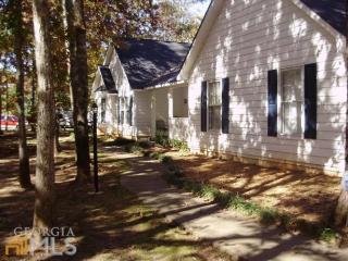 2900 Windcrest Dr, Hampton, GA 30228-1630
