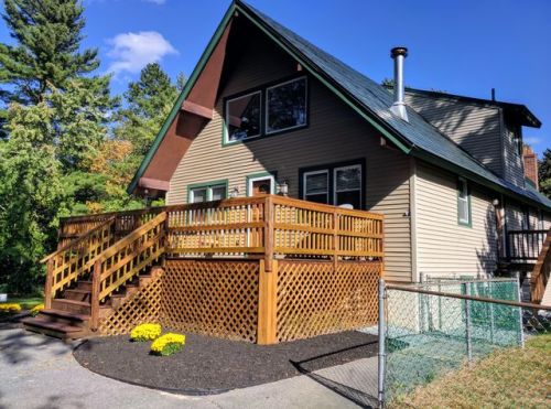 138 Main St, Pelham, NH 03076-5720