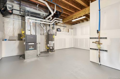 1336 Longs Pt, Woodland Park CO 80863-5306 exterior