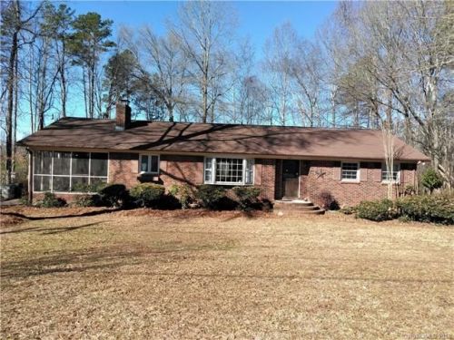 237 Huffstetler Rd, Gastonia, NC 28056-8556
