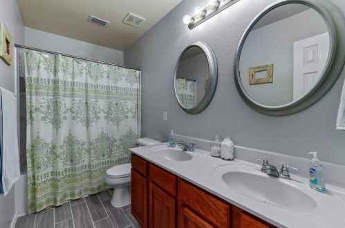 5704 Navigation Ct, Fort Worth TX  76179-5279 exterior