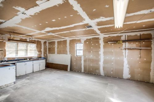 5529 Denise Dr, Fort Worth TX  76148-3708 exterior