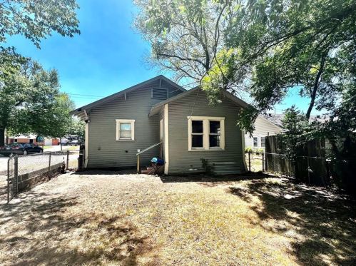 1804 2nd Ave, Corsicana, TX 75110-4112