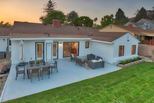 1622 Virginia Ave, Glendale CA  91202-1246 exterior