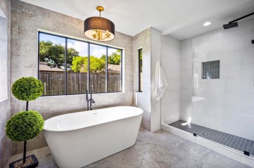 1118 Wiltshire Dr, Carrollton TX 75007-4810 exterior