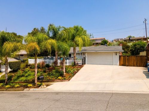 26165 Roymor Dr, Calabasas, CA 91302-1045