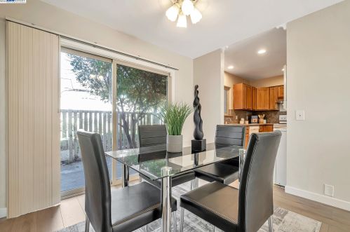797 Sageleaf Ct, Hayward, CA 94544-5750
